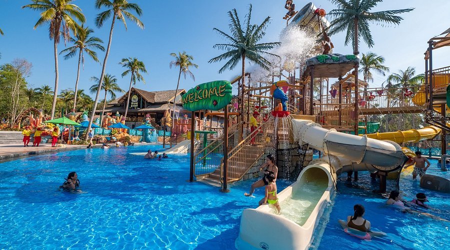 Aquatopia Water Park-Phu Quoc_Foris Voyage