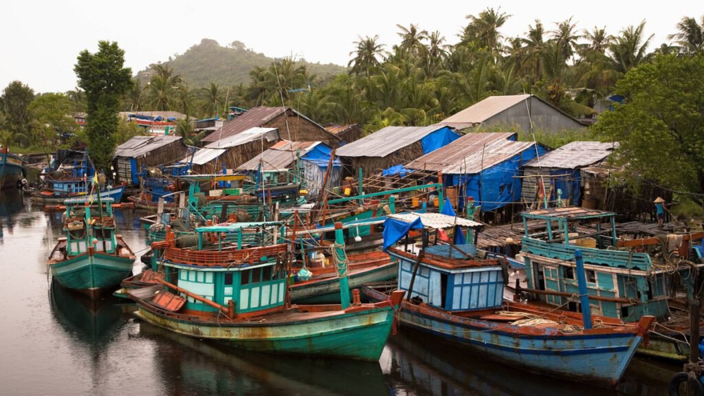 Ham Ninh Fishing Village_Foris Voyage