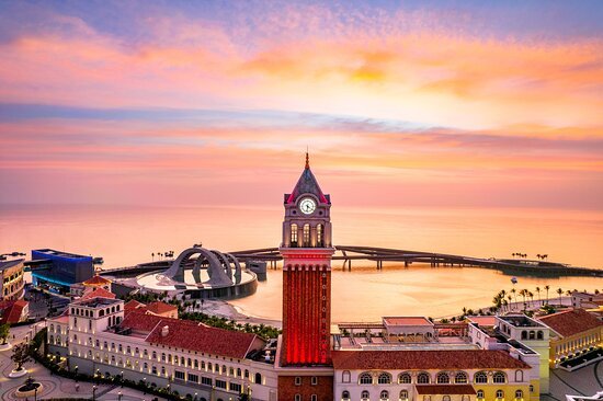 Sunset Town-Phu Quoc_Foris Voyage